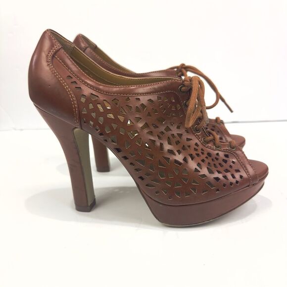 Xappeal Tasha Brown Peep Toe Laser Cut Lace Up Heel Womens Sz 7.5 - Picture 3 of 11